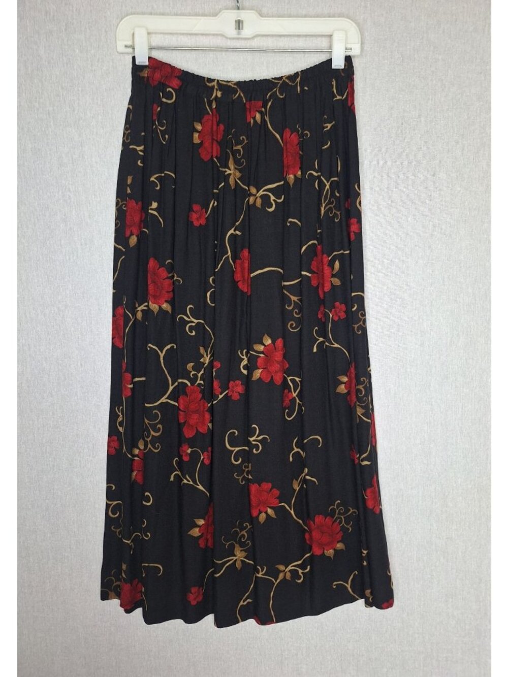 💙 Vintage Black Floral Rayon Midi Skirt Petite Waist 28/29 Red Roses Elastic Wa
